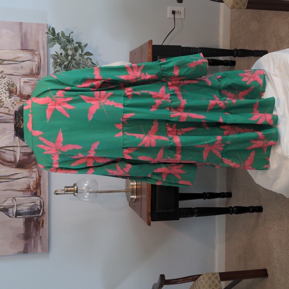 NWOT Shein Dress - Picture 3 of 3